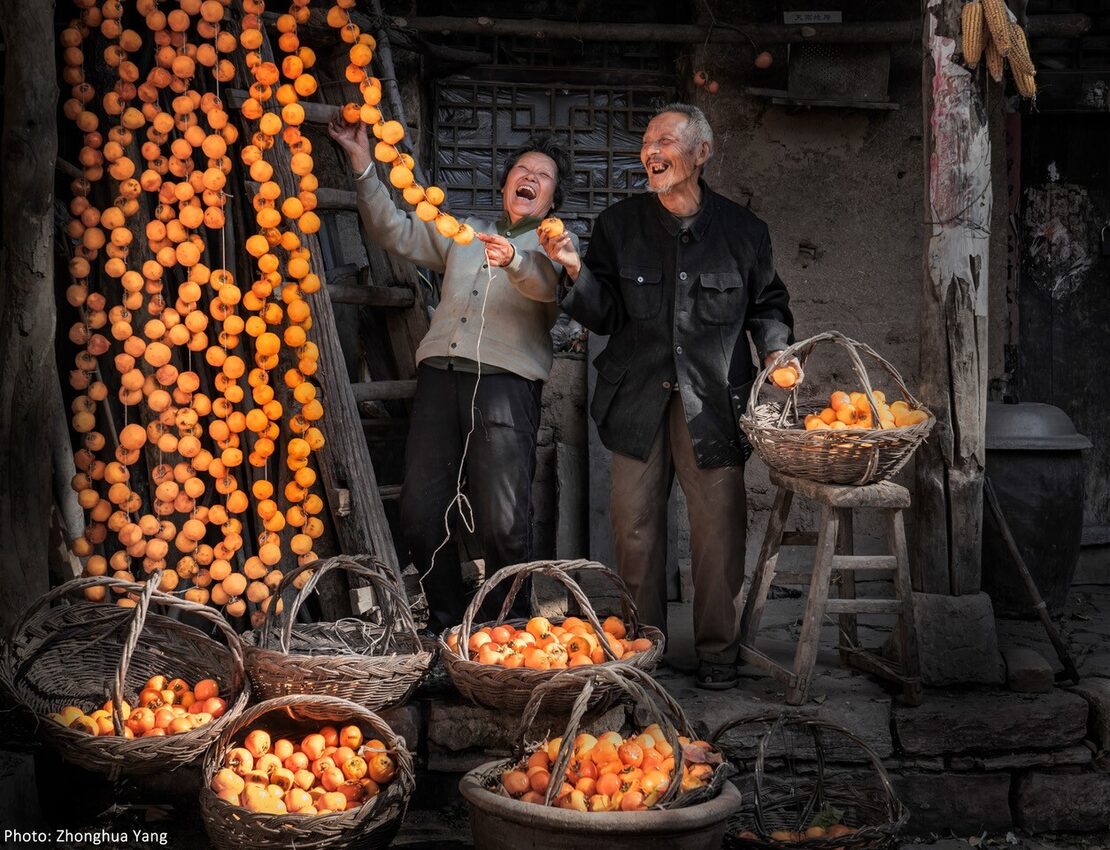 Hanging Up Persimmons - Zhonghua Yang