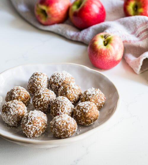 Pink Lady® Apple, Oat & Cinnamon Energy Balls