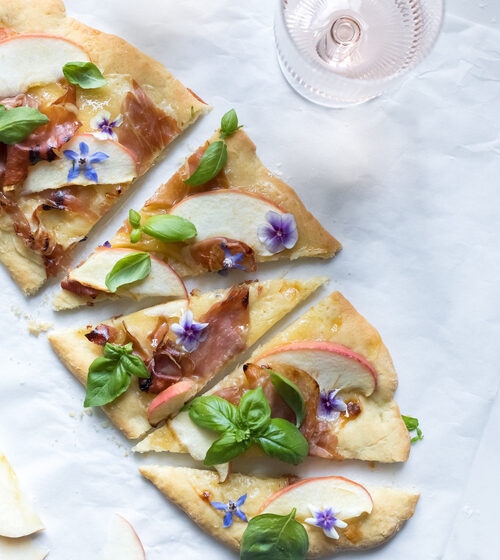 Pink Lady® Apple, Cheddar and Prosciutto Flatbread